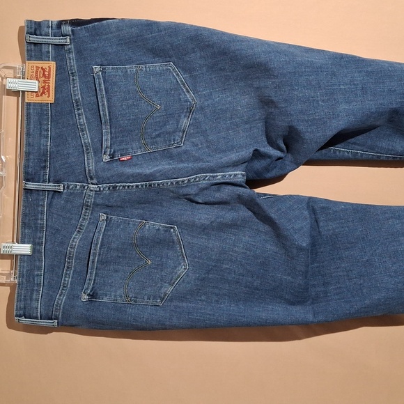 Womens Levi's 311 Shaping Skinny Denim Jeans w/Accent Stripe 20W - Picture 2 of 10